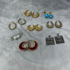 Lot 7 Vintage Costume Jewelry Earrings Gold Tone Silver Tone Bling Boho Eclectic